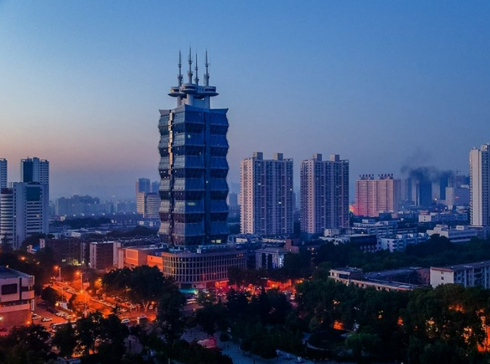 中国系统与洛阳市探讨产业转型发展新动能